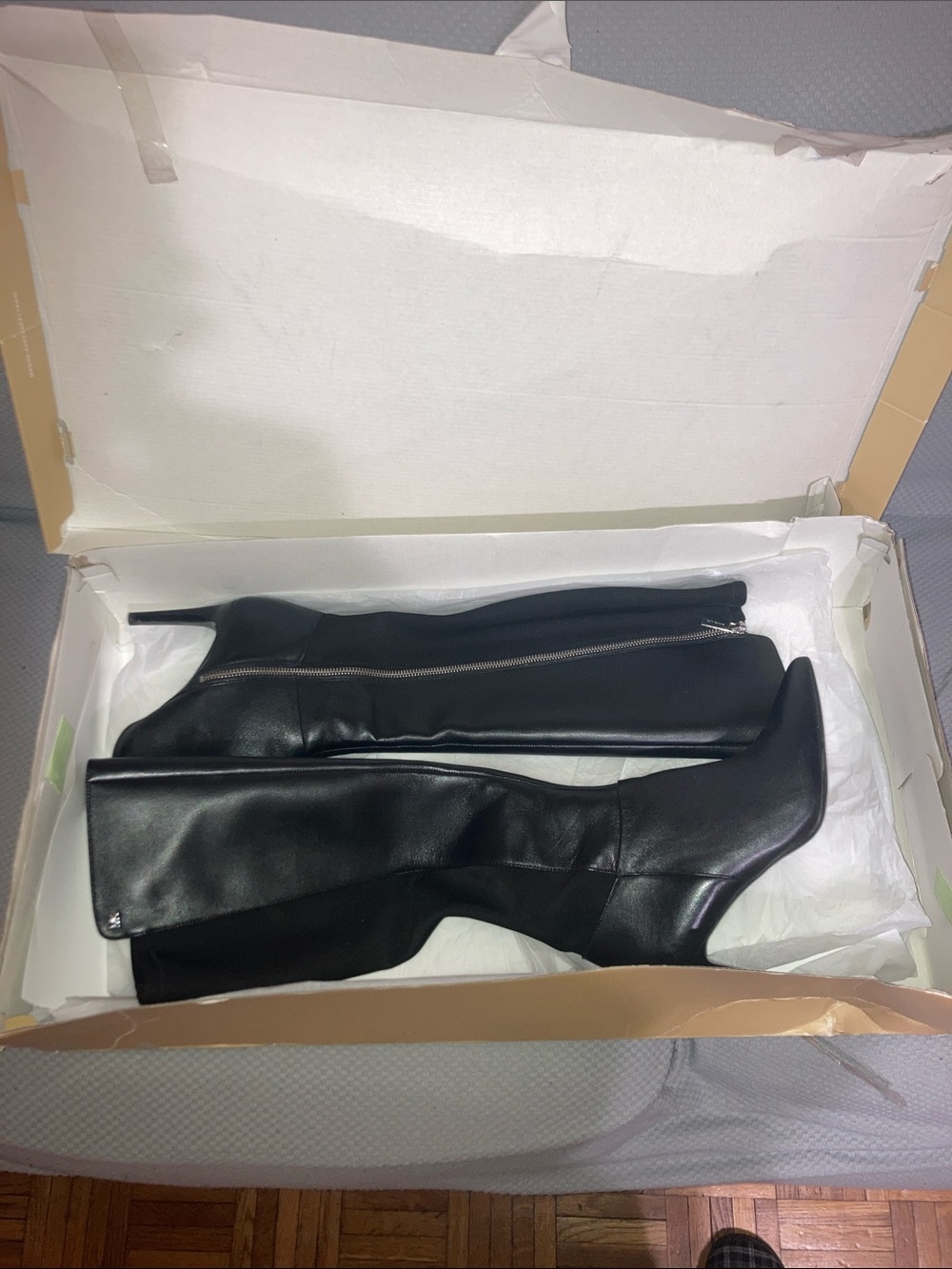 Michael Kors Black Leather Knee-High Pointed-Toe Heeled Boots with Side Zip
